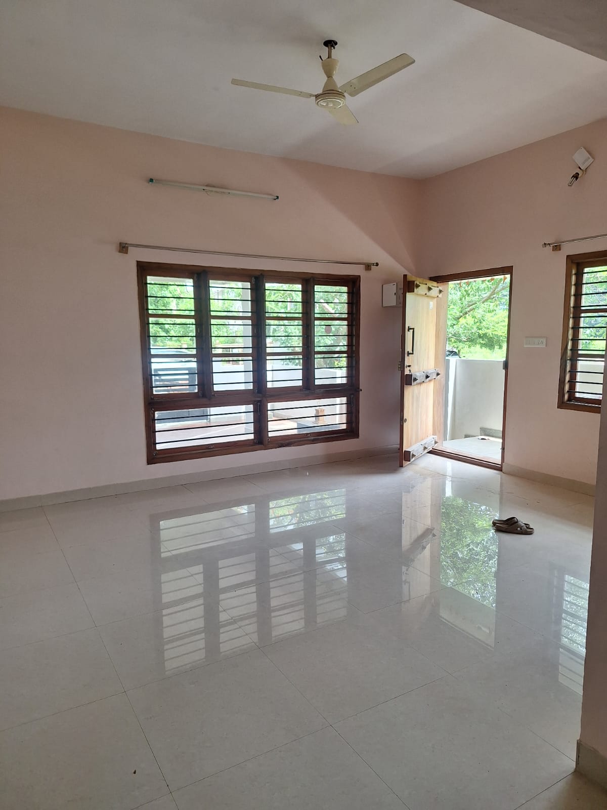 1BHK Independent House photo 2